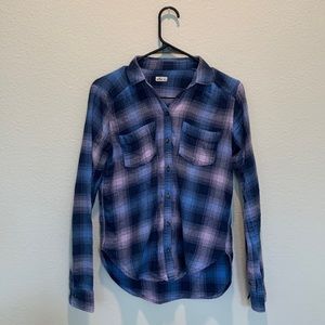 Hollister Purple and Blue Button Down Long Sleeves Plaid Shirt
